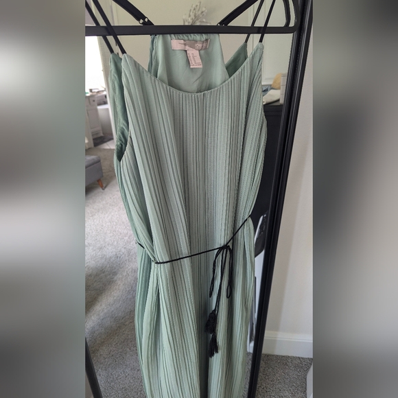 Forever21 midi dress - Picture 2 of 4